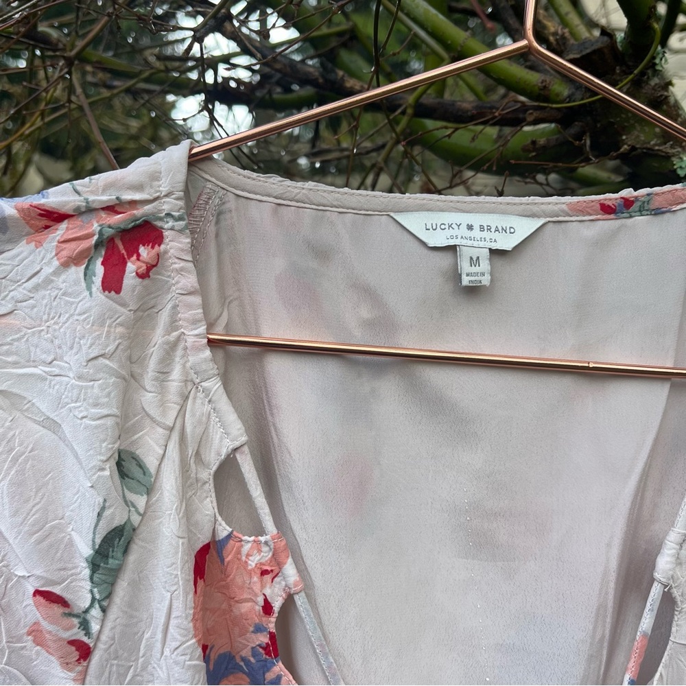Lucky Brand Baby Doll Floral Blouse Size Medium *cross-listed* - Picture 4 of 8